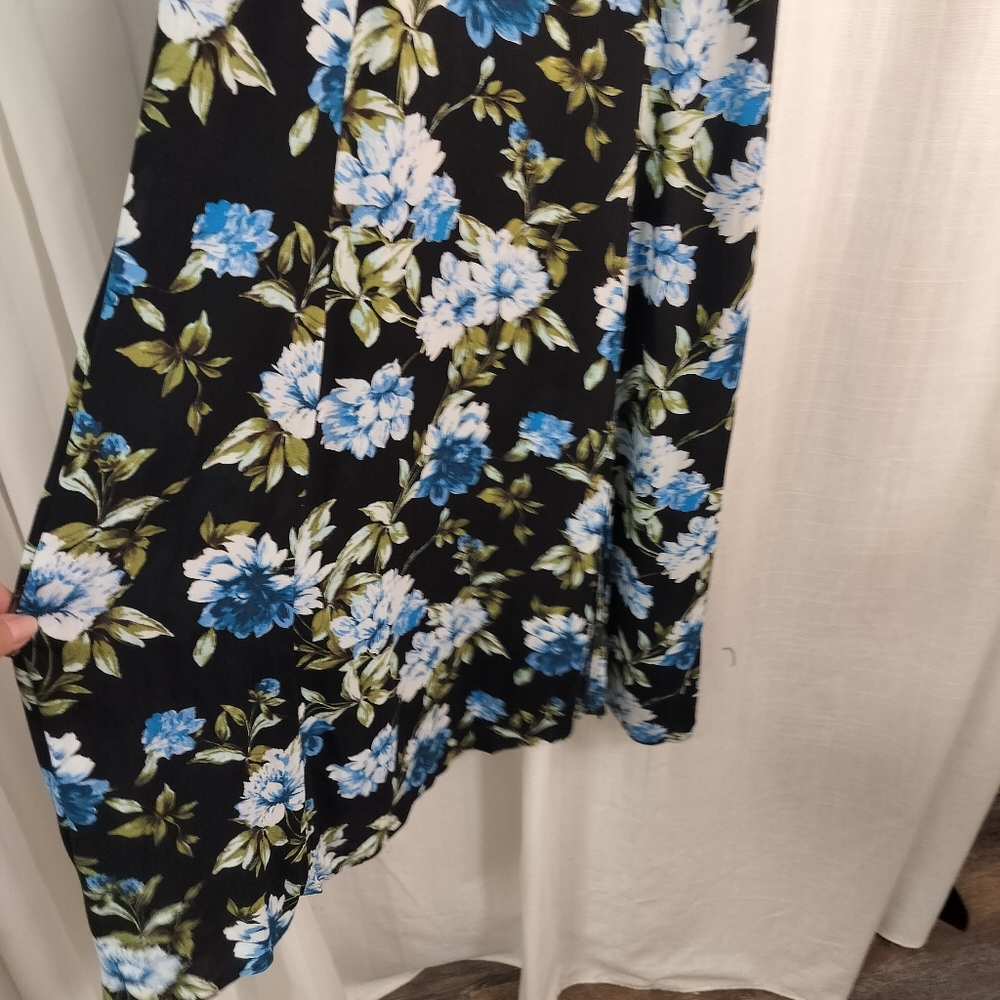 Banana Republic Black Floral‎ Maxi Long Dress Size 6 100% Rayon Cap Sleeves - Picture 3 of 14